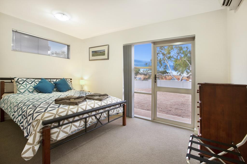 Morse Court Apartments Karratha Buitenkant foto